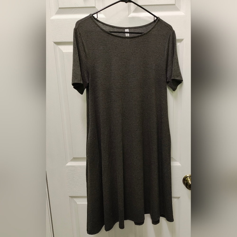 Zenanna Premium Womens M Dark Gray Short Sleeve Dress with Side Pockets